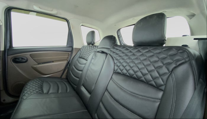 2019 Renault Duster RXS 106 PS MT, Petrol, Manual, 43,395 km, Right Side Rear Door Cabin