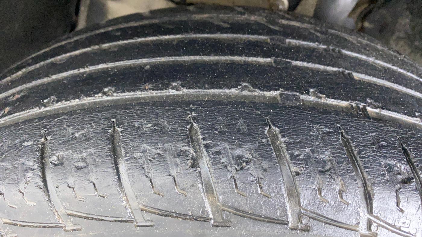 2019 Renault Duster RXS 106 PS MT, Petrol, Manual, 43,395 km, Left Front Tyre Tread