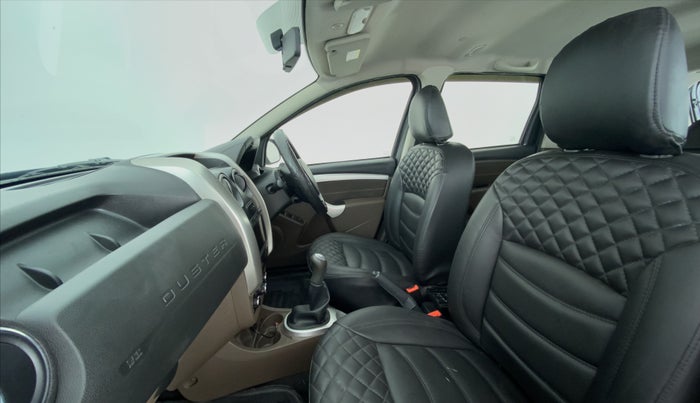 2019 Renault Duster RXS 106 PS MT, Petrol, Manual, 43,395 km, Right Side Front Door Cabin