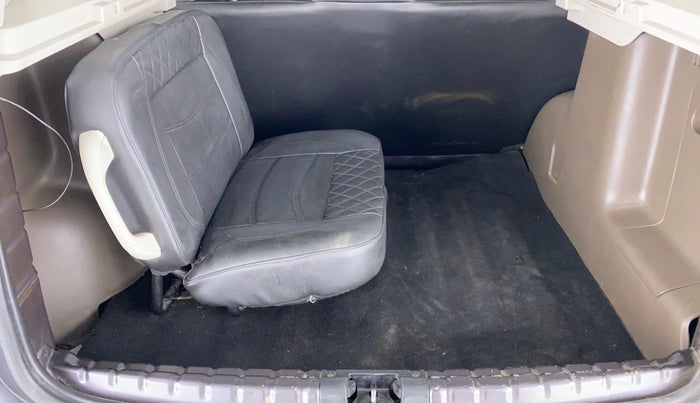2019 Renault Duster RXS 106 PS MT, Petrol, Manual, 43,395 km, Third Seat Row ( optional )