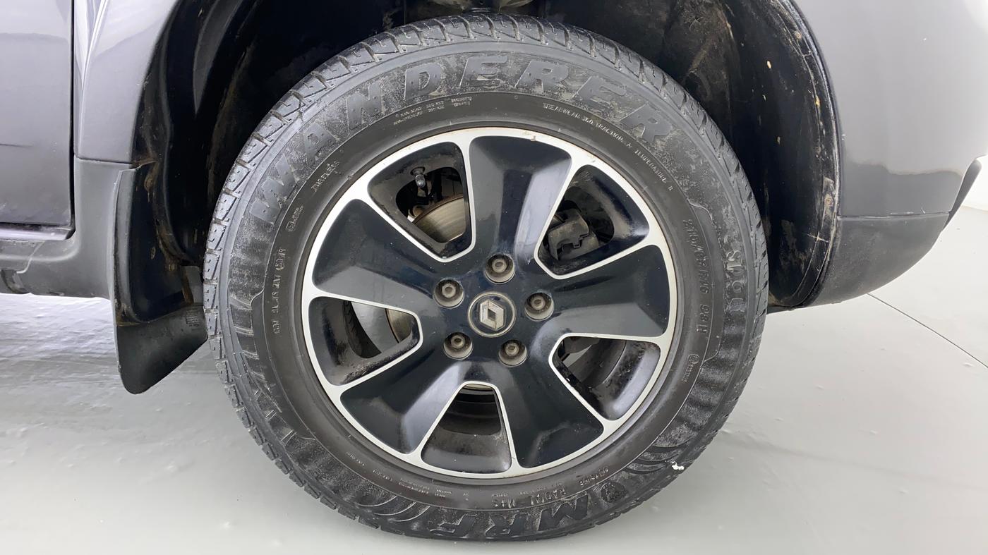 2019 Renault Duster RXS 106 PS MT, Petrol, Manual, 43,395 km, Right Front Wheel