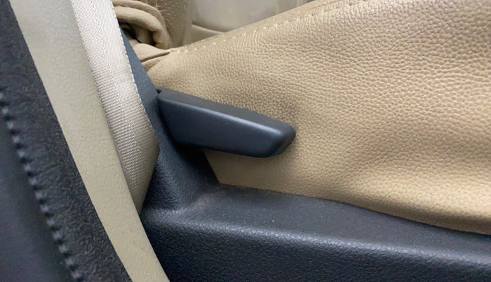 2015 Nissan Terrano XL (P), Petrol, Manual, 32,657 km, Driver Side Adjustment Panel