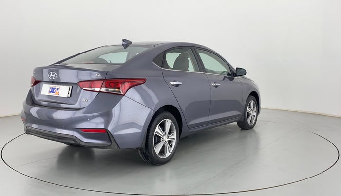 2017 Hyundai Verna 1.6 SX VTVT AT (O), Petrol, Automatic, 42,423 km, Right Back Diagonal