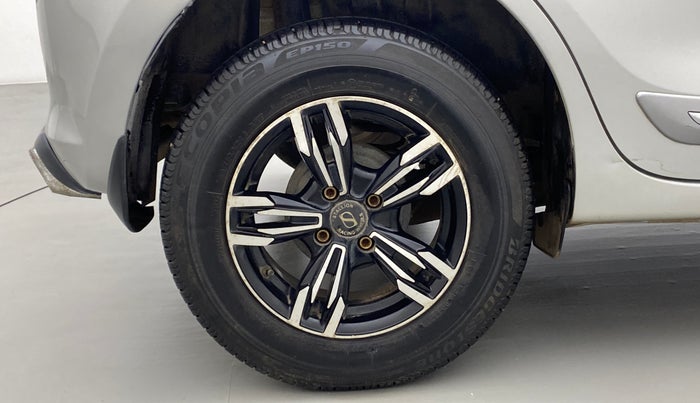 2019 Maruti Swift VXI AMT, Petrol, Automatic, 41,374 km, Right Rear Wheel