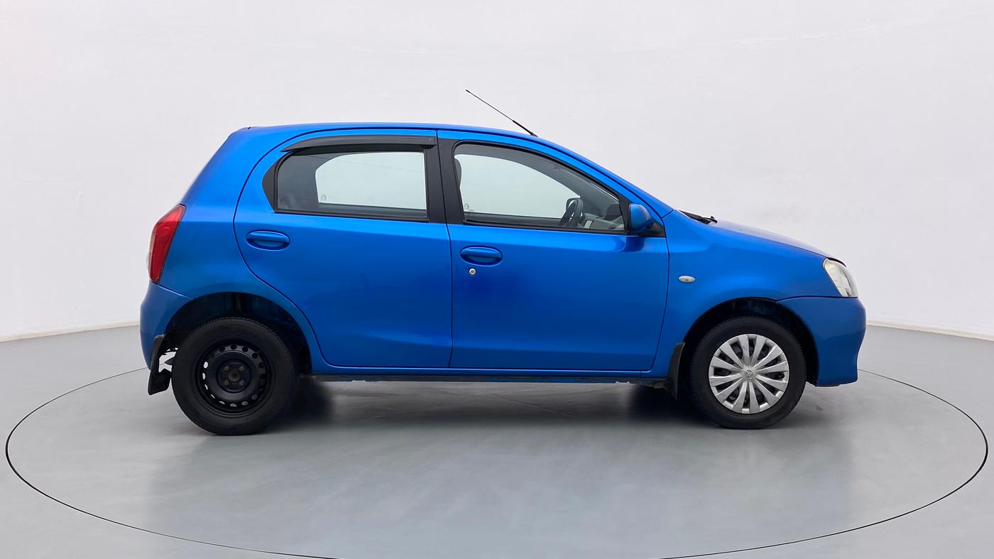 2011 Toyota Etios Liva G, Petrol, Manual, 74,587 km, Right Side View