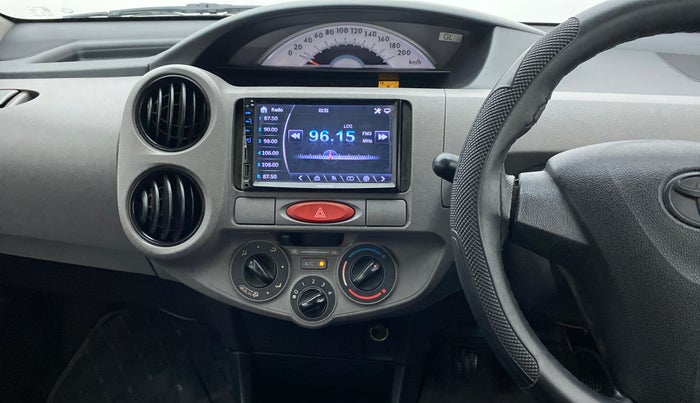 2011 Toyota Etios Liva G, Petrol, Manual, 74,587 km, Air Conditioner