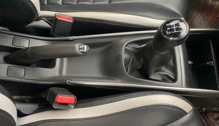 2021 Toyota Glanza G, Petrol, Manual, 28,140 km, Gear Lever