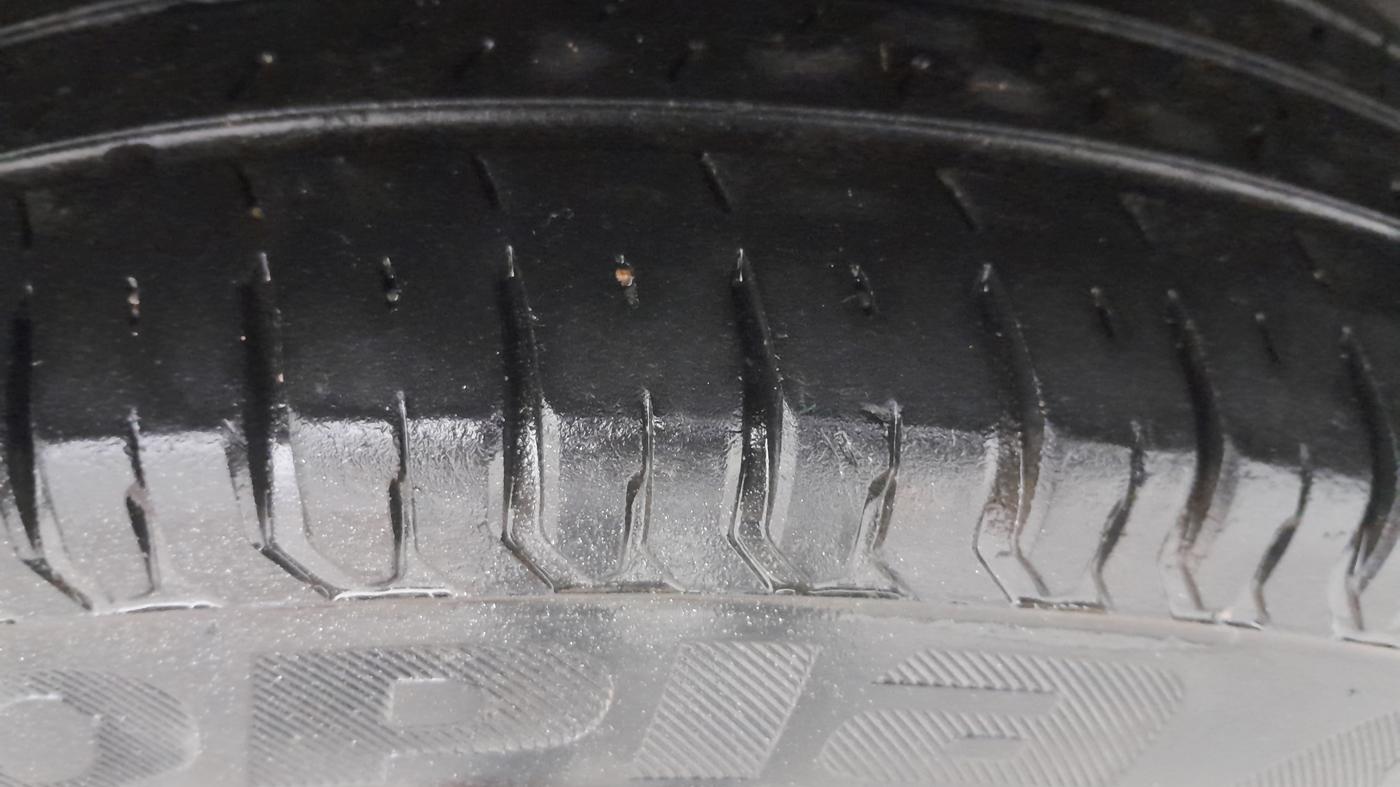 2021 Maruti Swift VXI, Petrol, Manual, 24,780 km, Left Rear Tyre Tread
