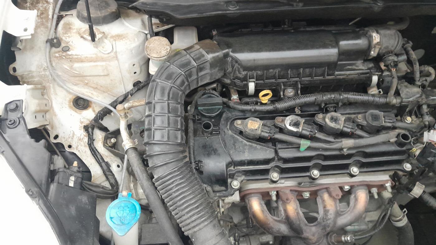 2021 Maruti Swift VXI, Petrol, Manual, 24,780 km, Engine View - Right