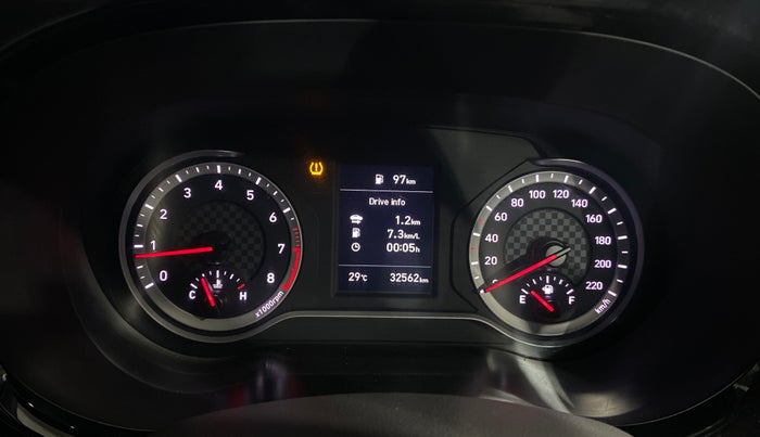 2023 Hyundai AURA SX 1.2 (O), Petrol, Manual, 32,558 km, Odometer Image