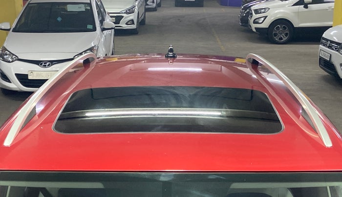 2022 Volkswagen TAIGUN TOPLINE 1.0 TSI MT, Petrol, Manual, 65,699 km, Moonroof/ Sunroof