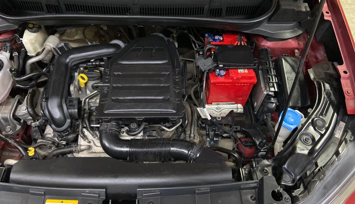 2022 Volkswagen TAIGUN TOPLINE 1.0 TSI MT, Petrol, Manual, 65,699 km, Engine View - Left