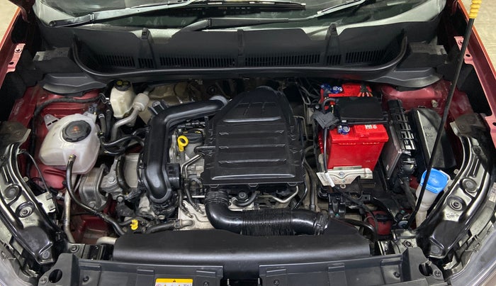 2022 Volkswagen TAIGUN TOPLINE 1.0 TSI MT, Petrol, Manual, 65,699 km, Engine View