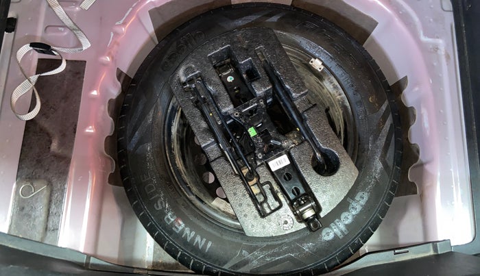 2022 Volkswagen TAIGUN TOPLINE 1.0 TSI MT, Petrol, Manual, 65,699 km, Spare Tyre