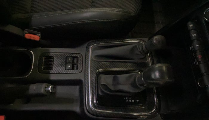 2020 Mahindra Thar LX PETROL HT 4WD AT, Petrol, Automatic, 35,192 km, Gear Lever