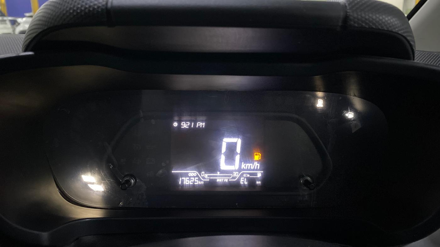 2024 Tata ALTROZ XE CNG, CNG, Manual, 20,000 km, Odometer Image