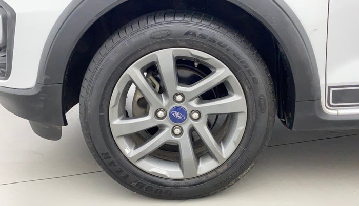 2018 Ford FREESTYLE TITANIUM PLUS 1.2 PETROL, Petrol, Manual, 7,993 km, Left Front Wheel