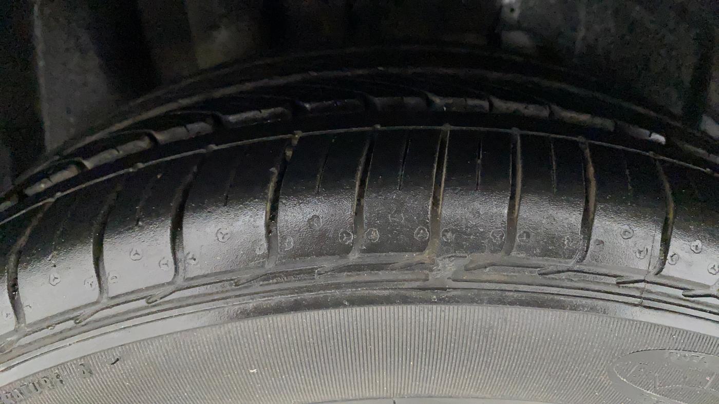 2018 Ford FREESTYLE TITANIUM PLUS 1.2 PETROL, Petrol, Manual, 7,993 km, Right Rear Tyre Tread