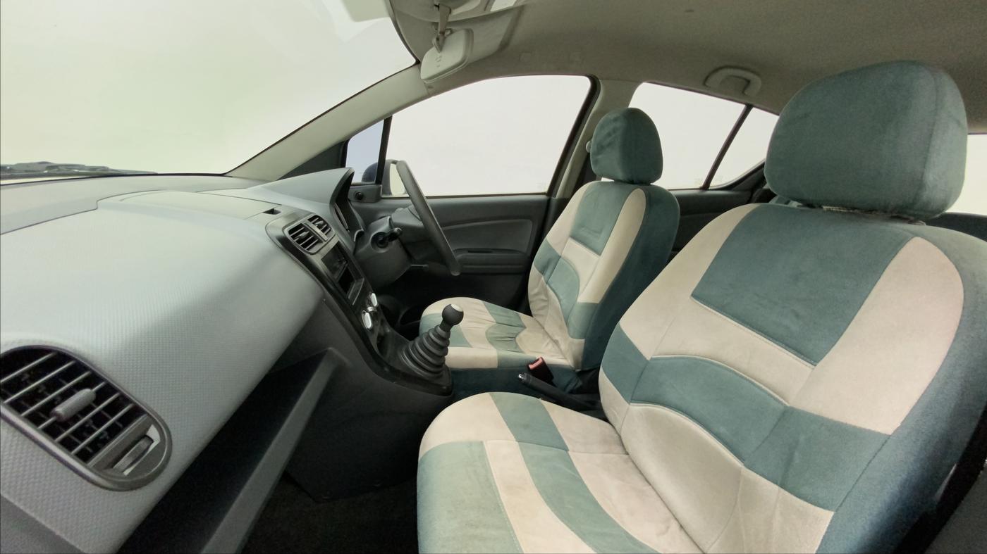 2010 Maruti Ritz LXI, Petrol, Manual, 10,694 km, Right Side Front Door Cabin