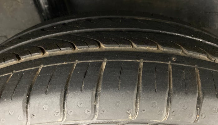 2019 Honda Jazz VX  1.2, Petrol, Manual, 19,360 km, Right Rear Tyre Tread