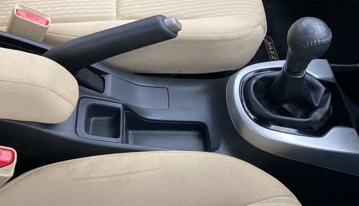 2019 Honda Jazz VX  1.2, Petrol, Manual, 19,360 km, Gear Lever