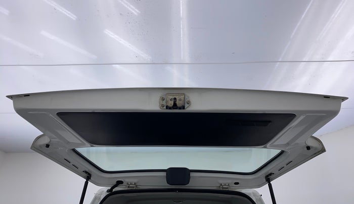 2018 Maruti Eeco 5 STR WITH AC PLUSHTR, Petrol, Manual, 31,655 km, Boot Door Open