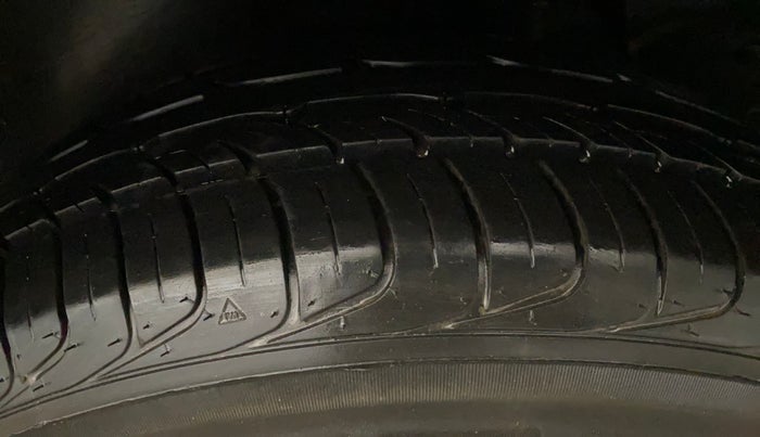 2019 Hyundai Creta E PLUS 1.6 PETROL, Petrol, Manual, 60,235 km, Left Rear Tyre Tread