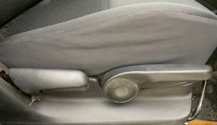 2016 Maruti Vitara Brezza ZDI PLUS, Diesel, Manual, 94,151 km, Driver Side Adjustment Panel