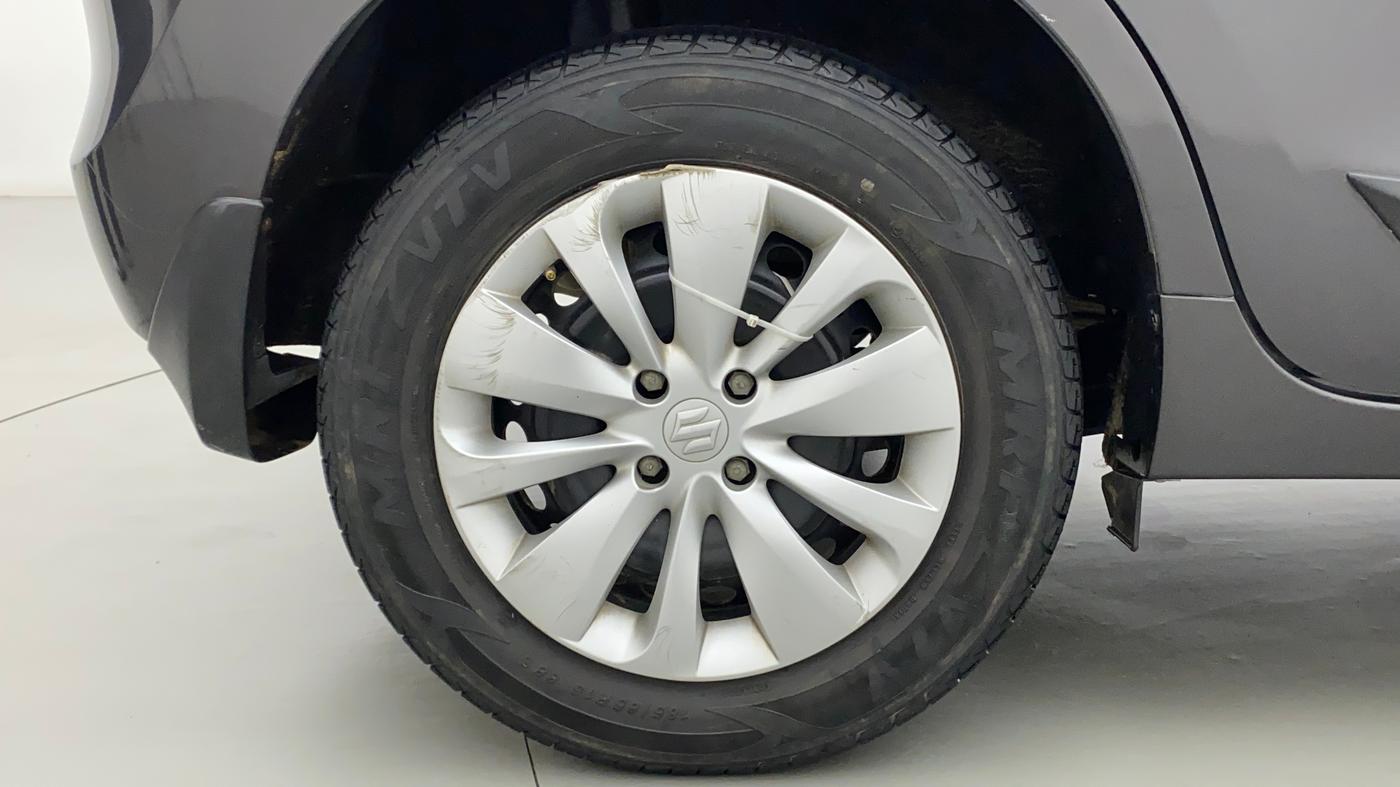 2017 Maruti Baleno DELTA CVT PETROL 1.2, Petrol, Automatic, 44,626 km, Right Rear Wheel