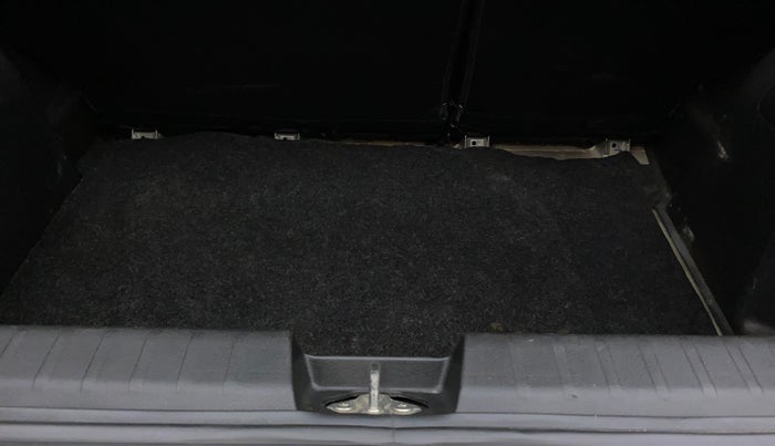 2017 Maruti Baleno DELTA CVT PETROL 1.2, Petrol, Automatic, 44,626 km, Boot Inside