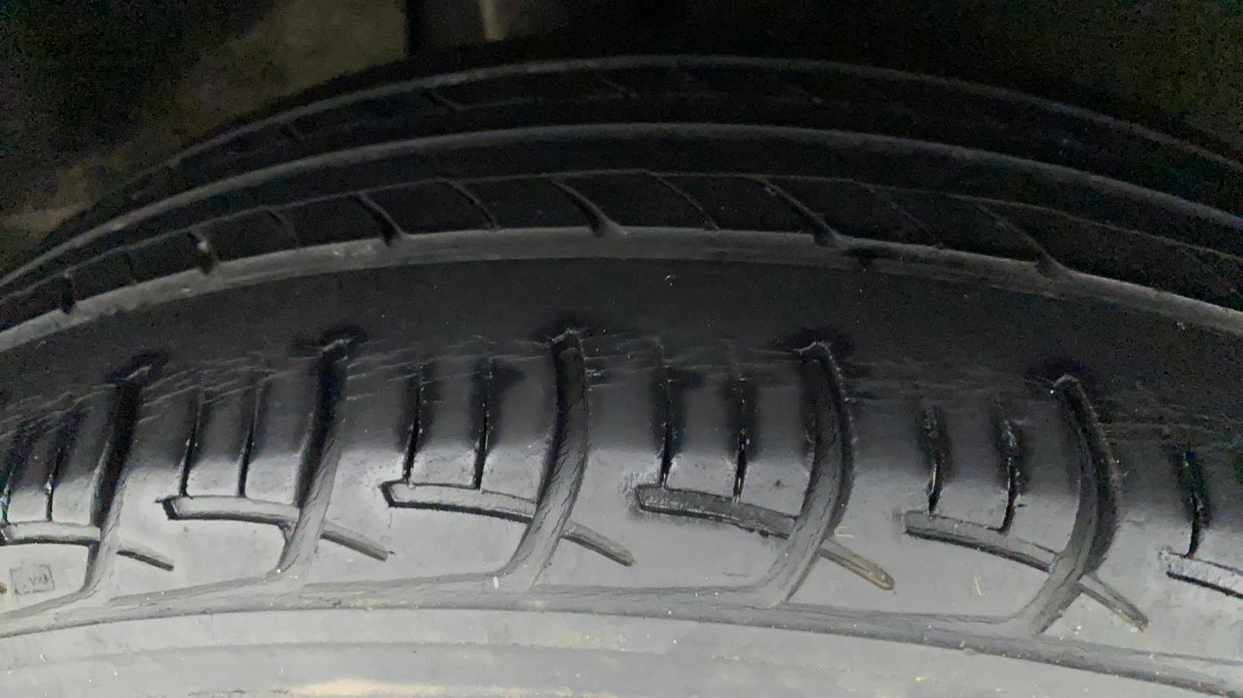 2017 Maruti Baleno DELTA CVT PETROL 1.2, Petrol, Automatic, 44,626 km, Right Rear Tyre Tread