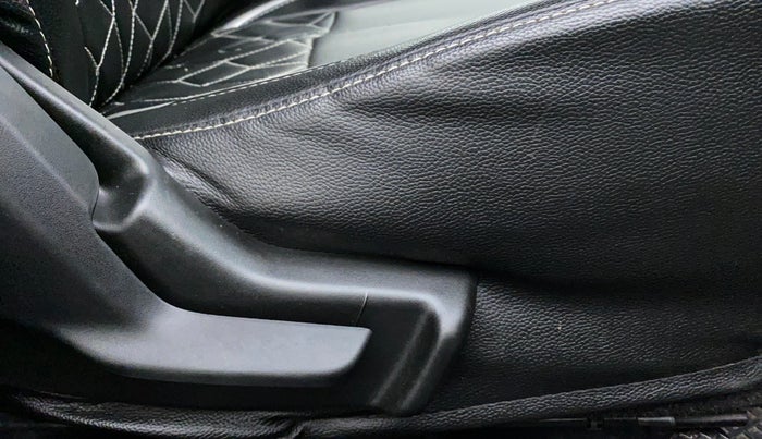 2017 Maruti Baleno DELTA CVT PETROL 1.2, Petrol, Automatic, 44,626 km, Driver Side Adjustment Panel