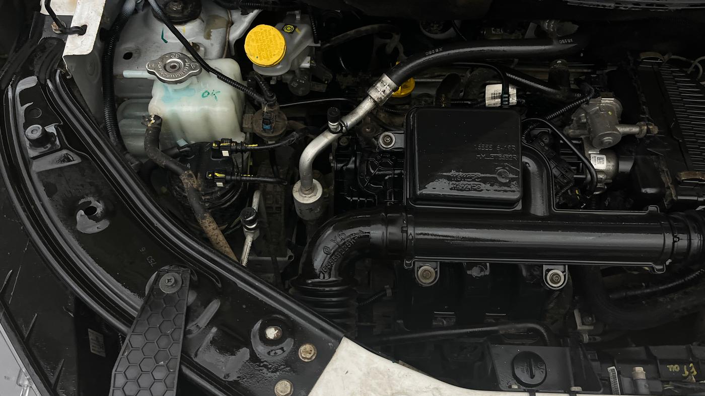 2021 Nissan MAGNITE XL, Petrol, Manual, 19,105 km, Engine View - Right