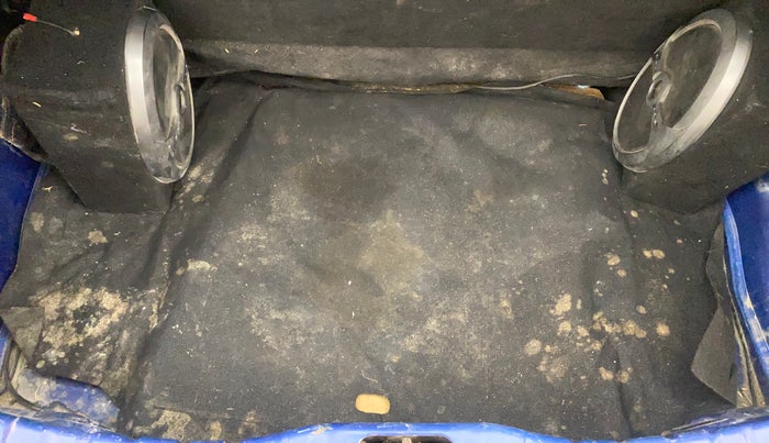 2017 Hyundai Eon ERA +, Petrol, Manual, 52,385 km, Boot Inside