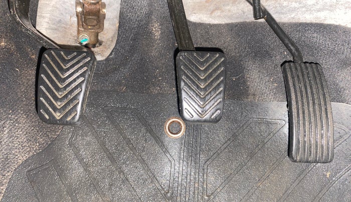 2017 Hyundai Eon ERA +, Petrol, Manual, 52,385 km, Pedals