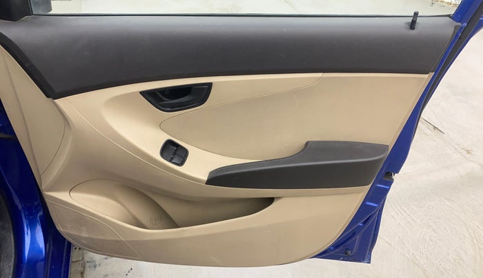 2017 Hyundai Eon ERA +, Petrol, Manual, 52,385 km, Driver Side Door Panels Control