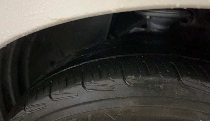 2022 Maruti New Wagon-R VXI CNG 1.0, CNG, Manual, 65,331 km, Left Front Tyre Tread