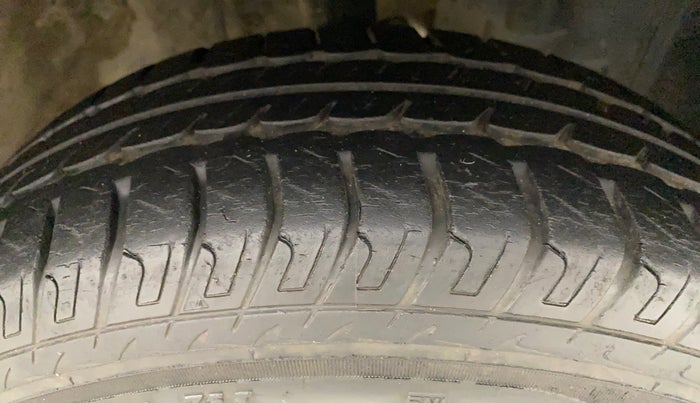 2016 Datsun Go Plus T, Petrol, Manual, 16,785 km, Right Front Tyre Tread