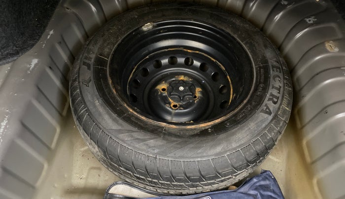 2017 Nissan Sunny XV CVT, Petrol, Automatic, 73,447 km, Spare Tyre