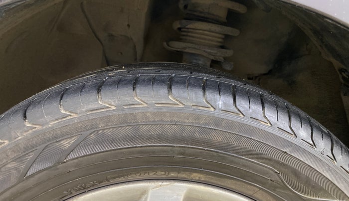 2017 Nissan Sunny XV CVT, Petrol, Automatic, 73,447 km, Left Front Tyre Tread