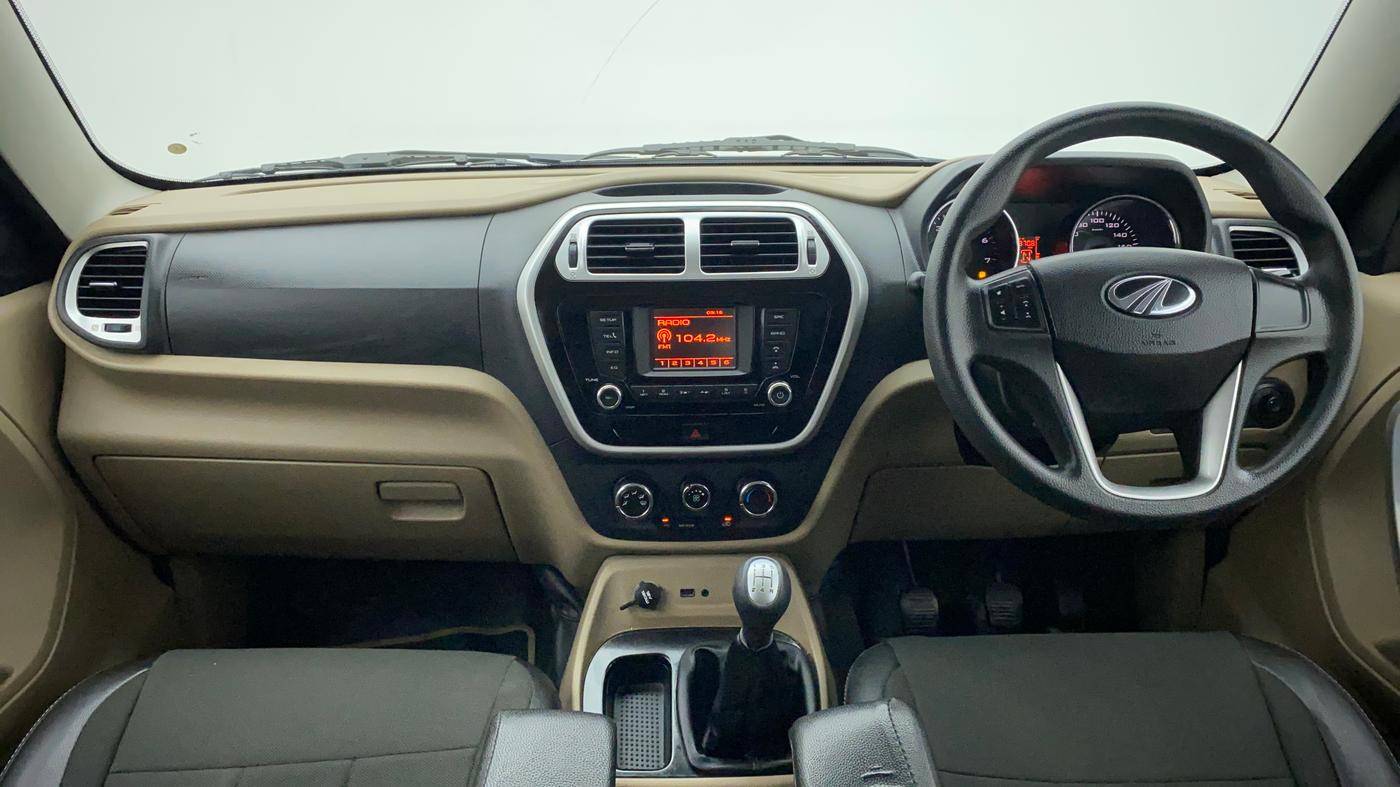 2016 Mahindra TUV300 T8, Diesel, Manual, 47,528 km, Dashboard