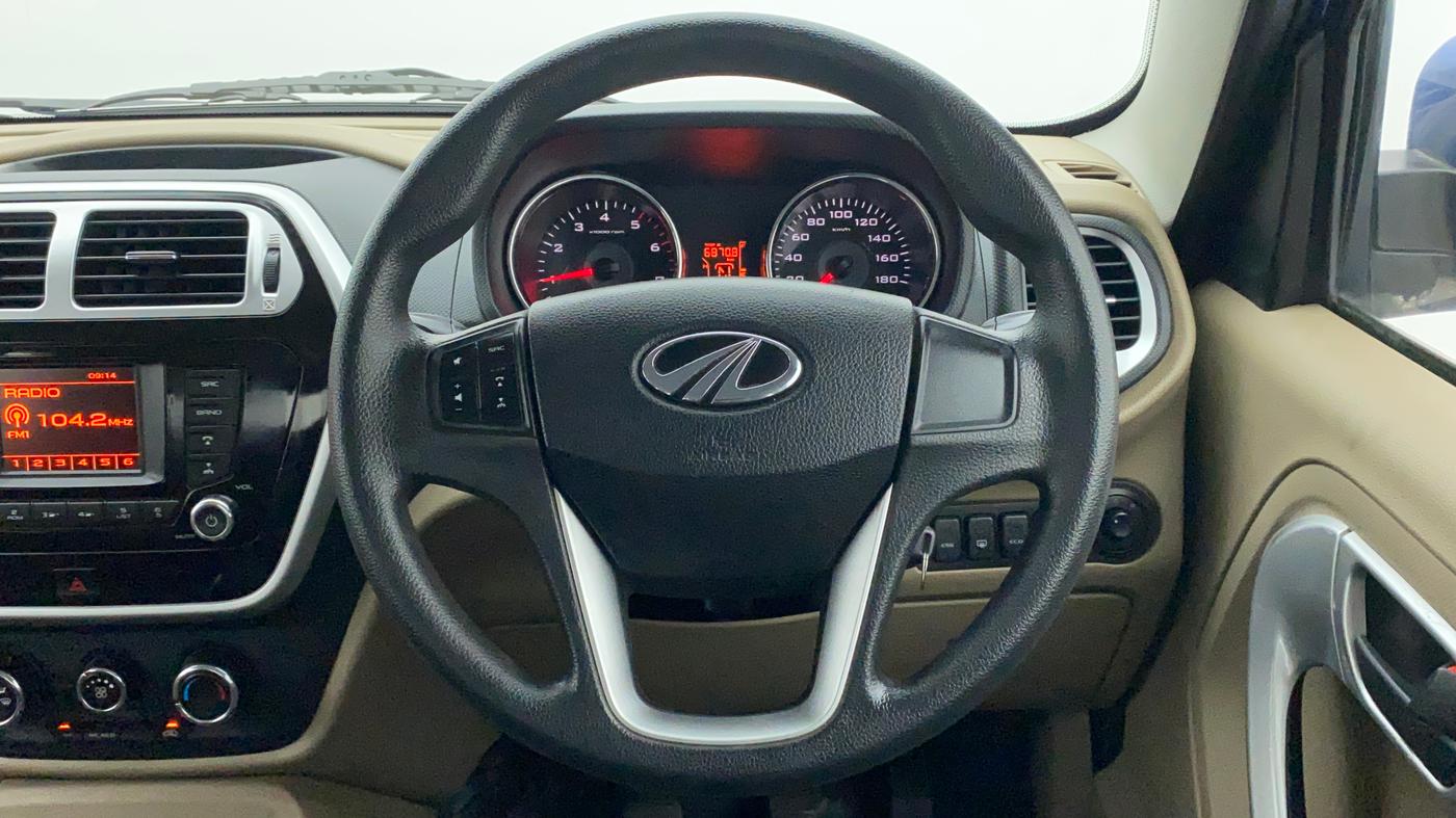 2016 Mahindra TUV300 T8, Diesel, Manual, 47,528 km, Steering Wheel Close Up