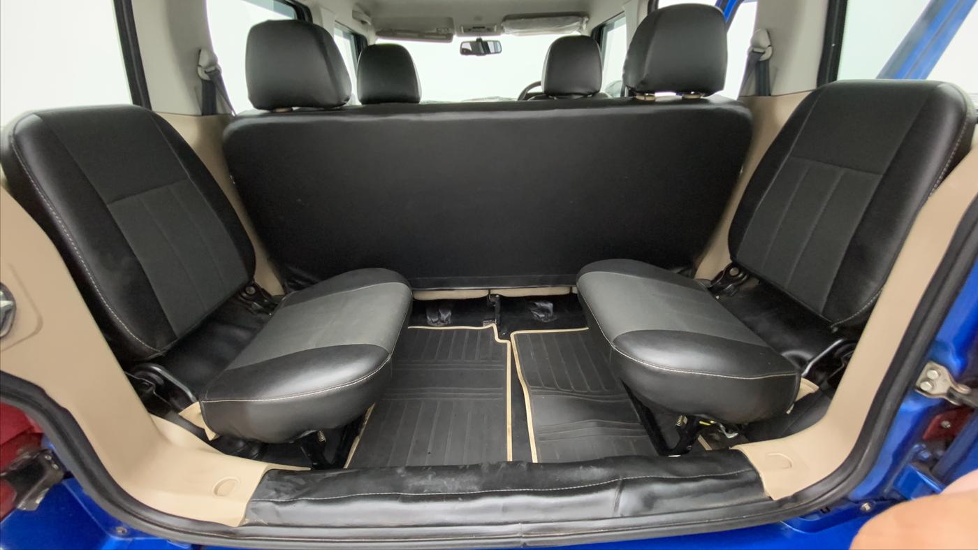 2016 Mahindra TUV300 T8, Diesel, Manual, 47,528 km, Third Seat Row ( optional )