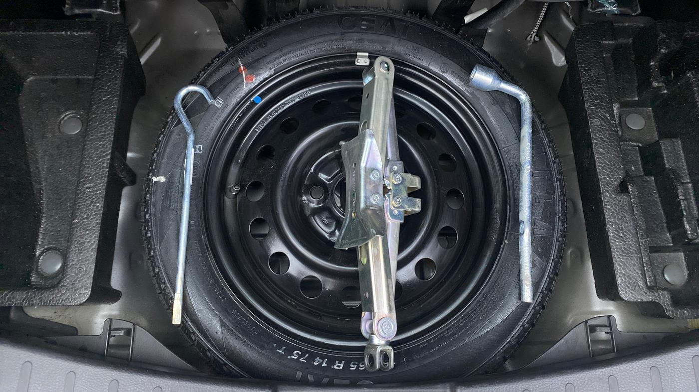 2018 Maruti Wagon R 1.0 VXI, Petrol, Manual, 15,549 km, Spare Tyre