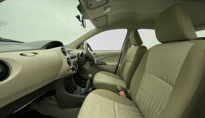 2015 Toyota Etios G, Petrol, Manual, 11,104 km, Right Side Front Door Cabin