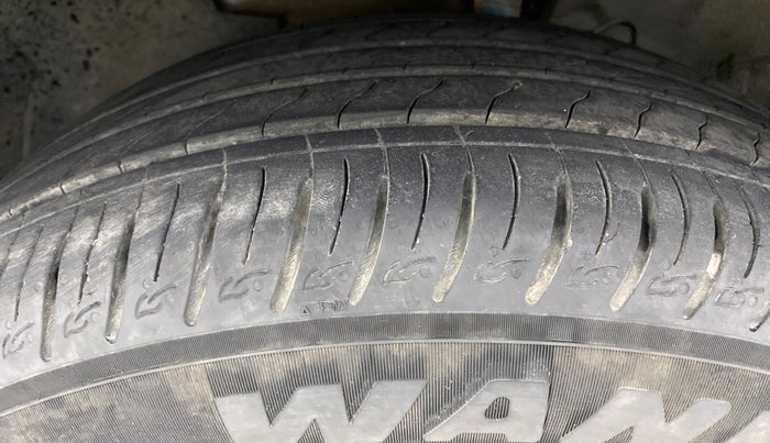 2019 Hyundai VENUE 1.0L Turbo GDI SX(O) MT, Petrol, Manual, 24,847 km, Left Front Tyre Tread