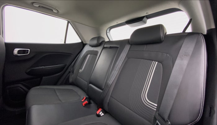 2019 Hyundai VENUE 1.0L Turbo GDI SX(O) MT, Petrol, Manual, 24,847 km, Right Side Rear Door Cabin