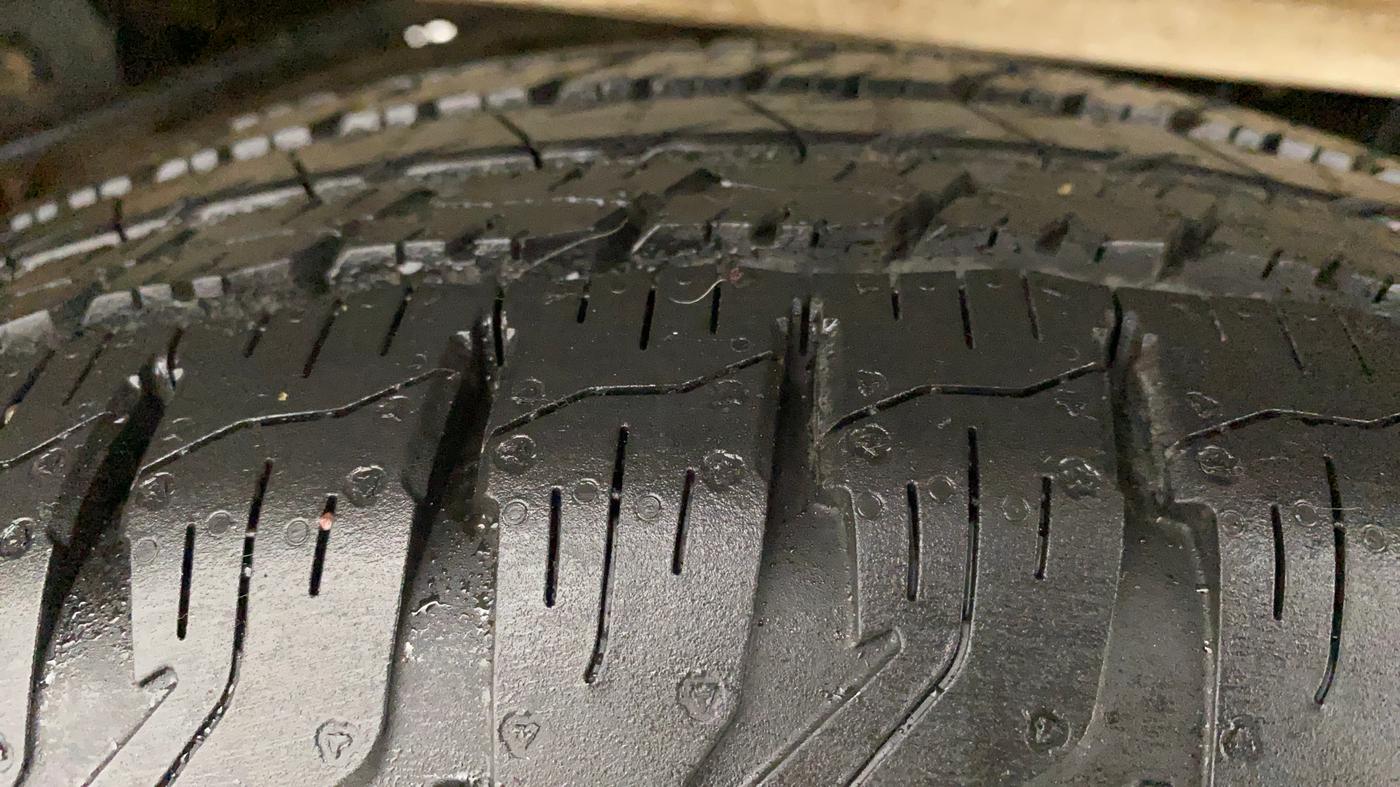 2022 Mahindra Bolero B4, Diesel, Manual, 47,114 km, Left Rear Tyre Tread