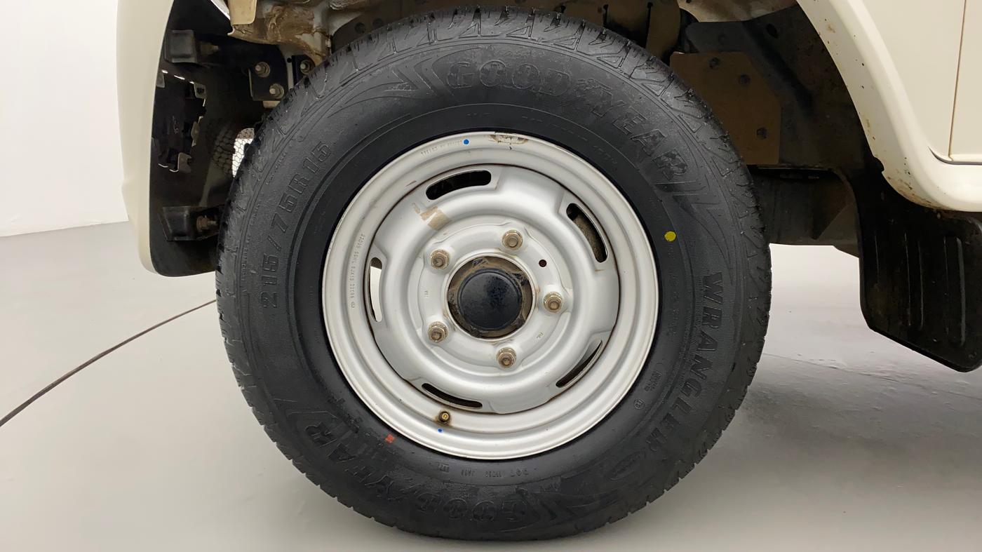 2022 Mahindra Bolero B4, Diesel, Manual, 47,114 km, Left Front Wheel