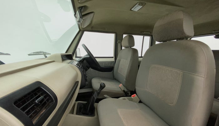 2022 Mahindra Bolero B4, Diesel, Manual, 47,114 km, Right Side Front Door Cabin